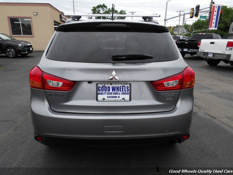 Used 2016 Mitsubishi Outlander Sport SEL AWD/4WD image 6