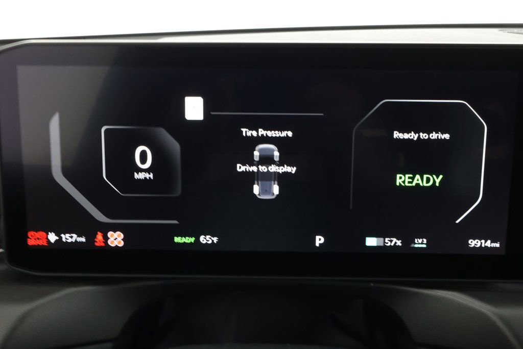 Used 2024 Kia EV9 Land image 15