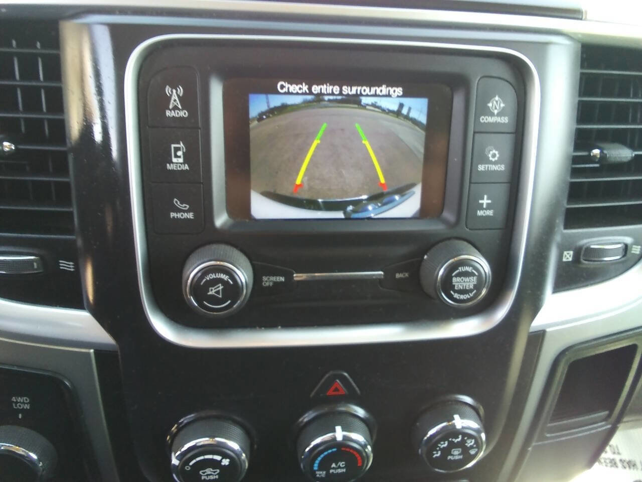 Used 2018 RAM 2500 SLT image 24