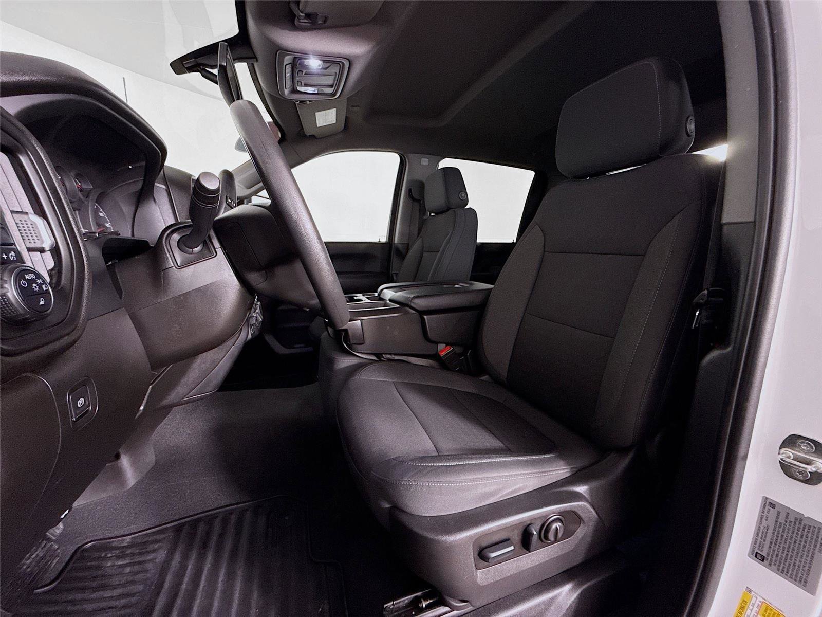 Used 2022 Chevrolet Silverado 2500 Custom w/ Custom Value Package image 19