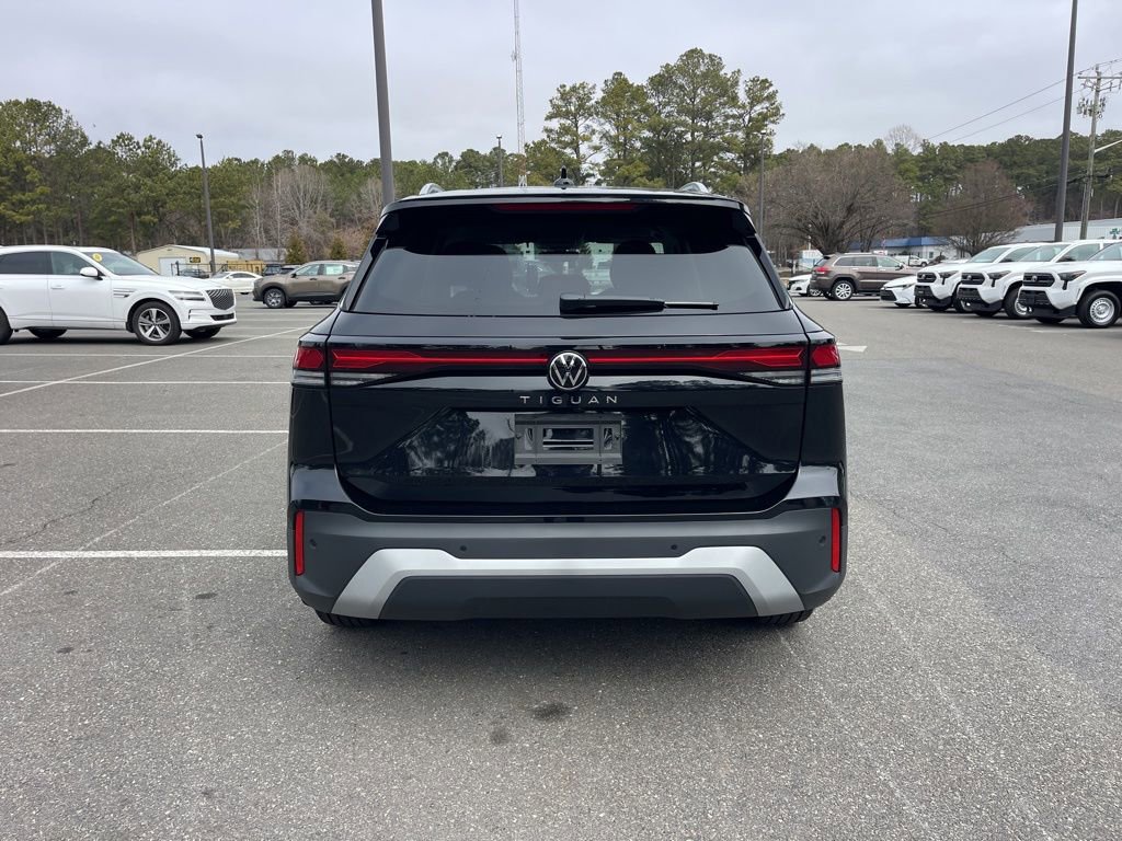New 2026 Volkswagen Tiguan S FWD image 5