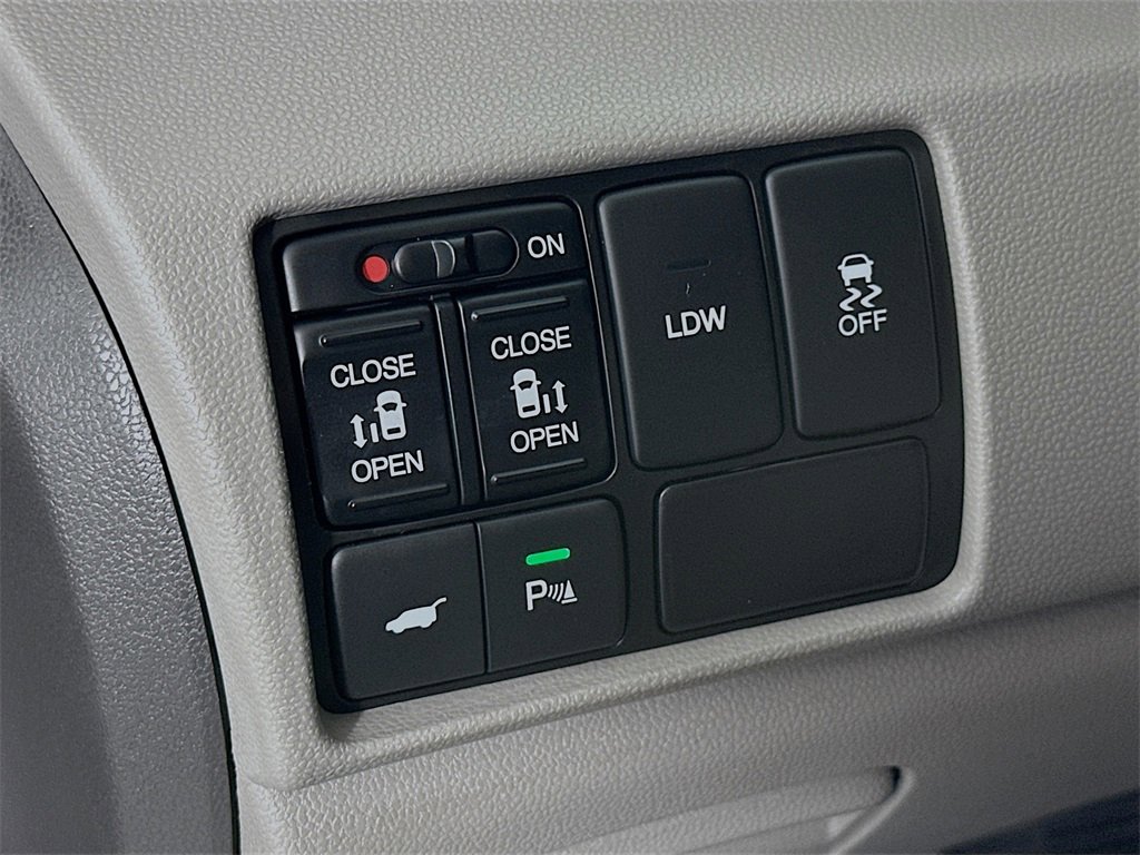 Used 2014 Honda Odyssey Touring image 13
