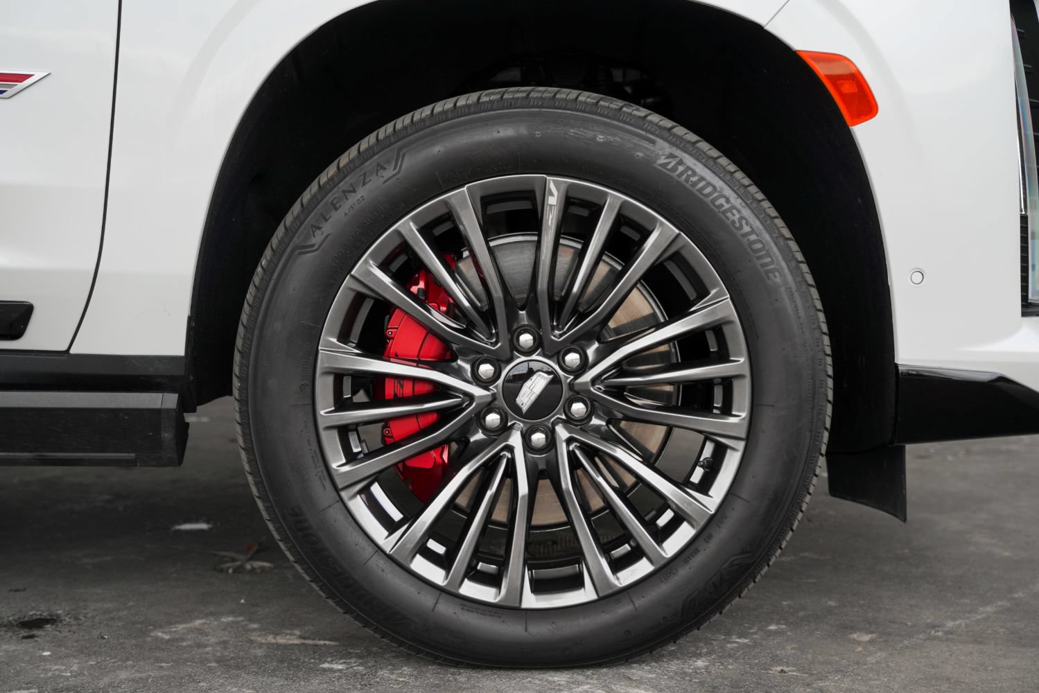 Used 2023 Cadillac Escalade V AWD/4WD image 24