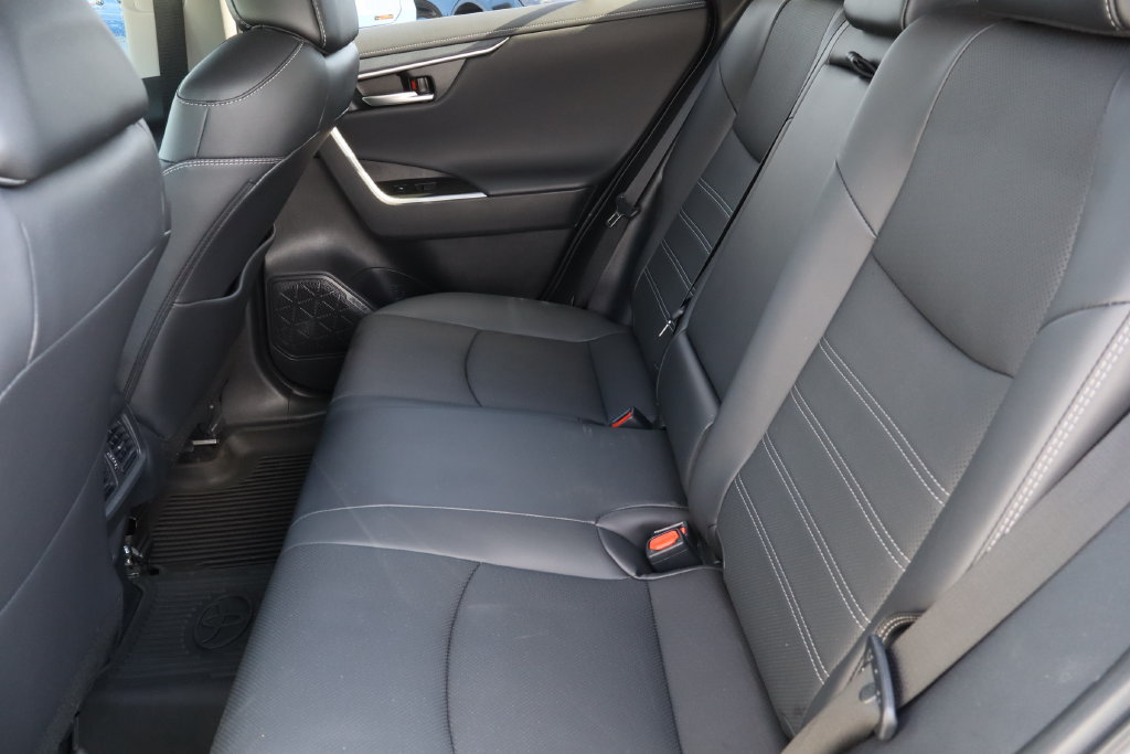 Used 2025 Toyota RAV4 Limited w/ Advanced Technology Package FWD image 25