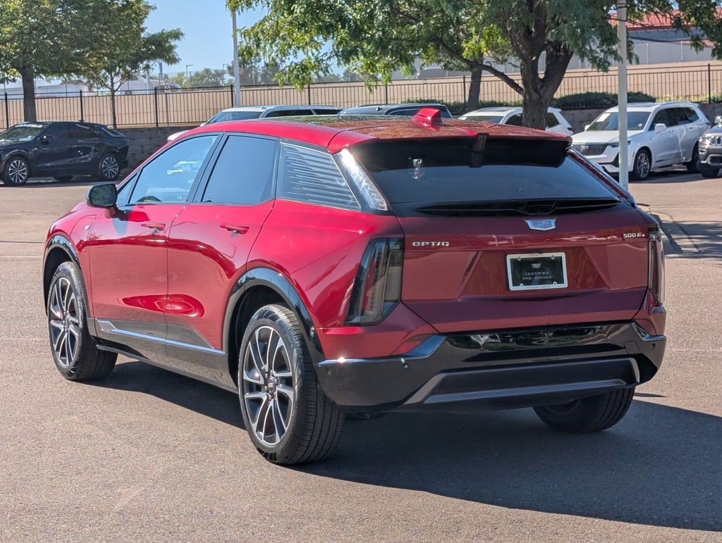 Certified 2025 Cadillac Optiq Sport 2 w/ LPO, Floor Liner Package AWD/4WD image 3