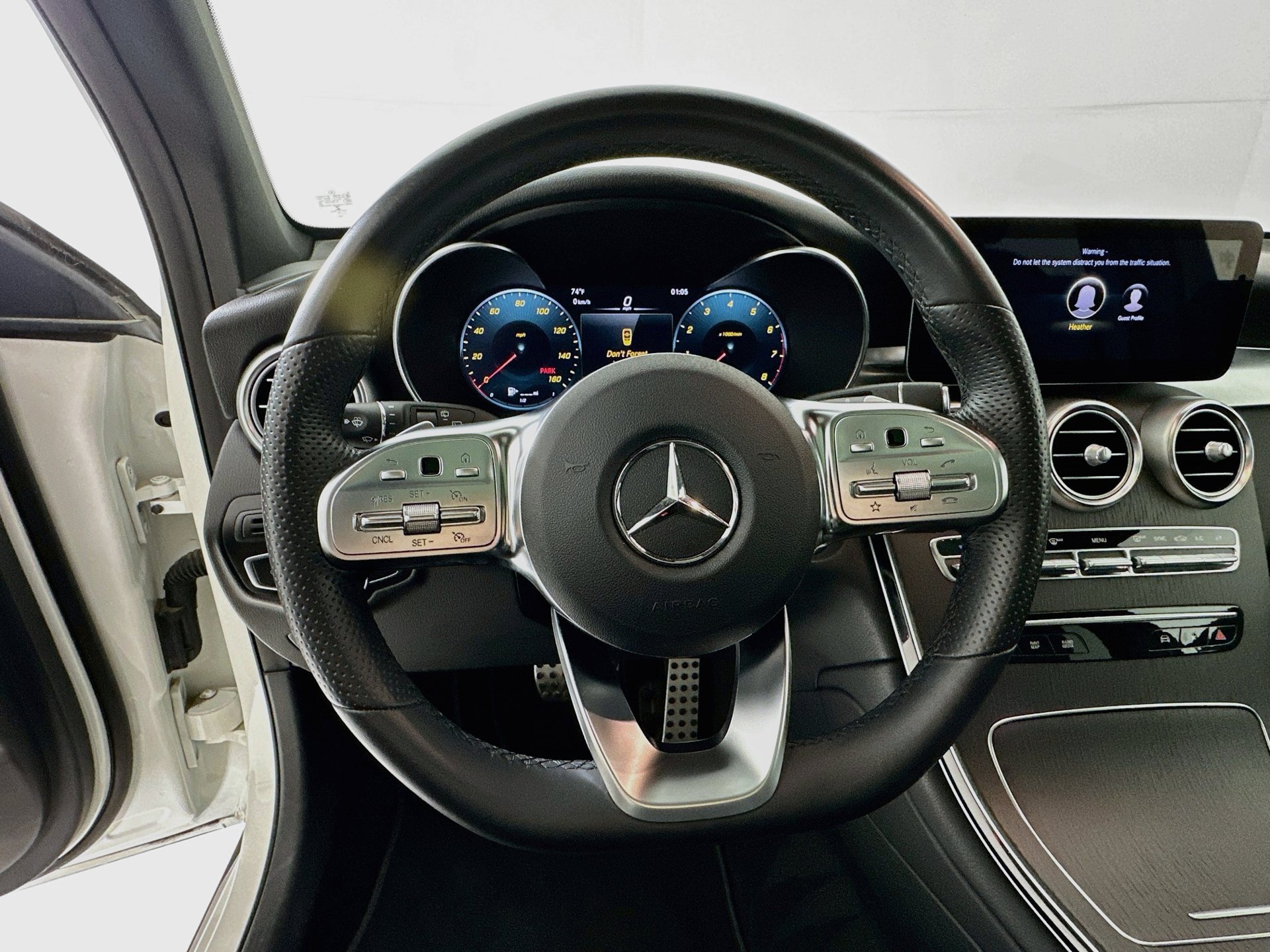 Used 2022 Mercedes-Benz GLC 300 image 12