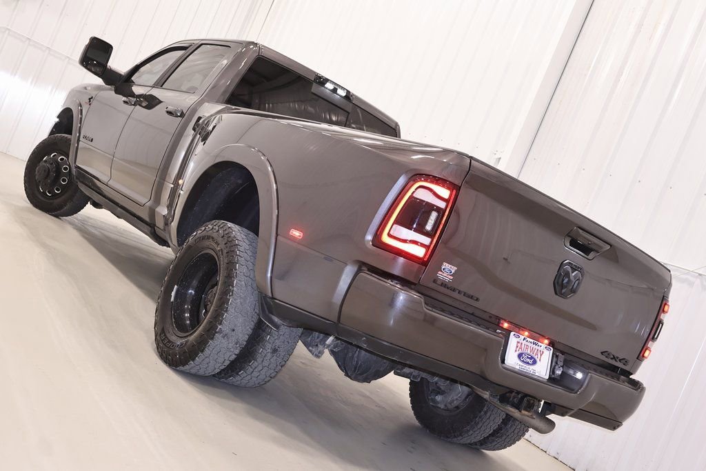 Used 2024 RAM 3500 Limited w/ Night Edition image 46