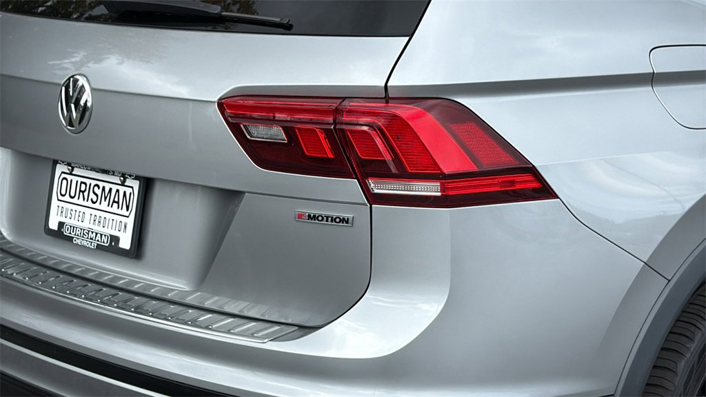 Used 2021 Volkswagen Tiguan SE R-Line image 6