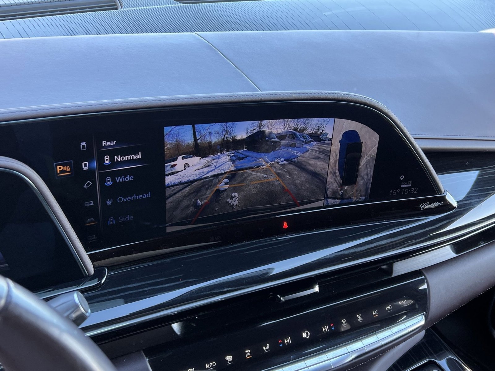 Used 2024 Cadillac Escalade ESV V w/ Heavy-Duty Trailer Package image 17