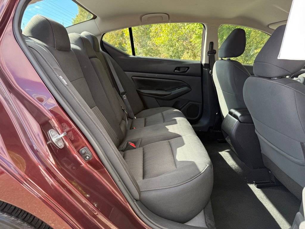 Used 2024 Nissan Altima 2.5 SV image 23