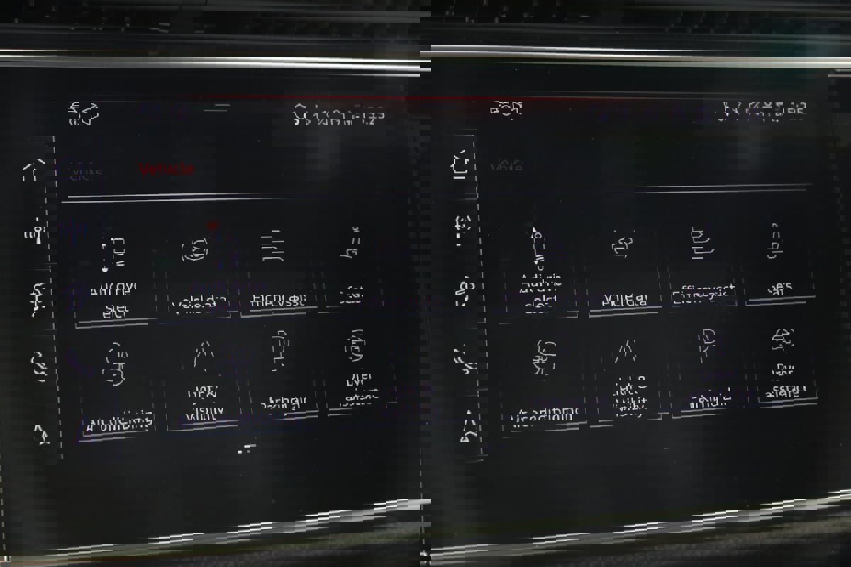 Used 2024 Audi SQ8 Premium Plus image 40