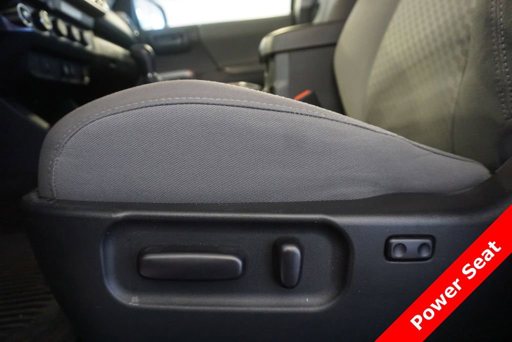 Used 2023 Toyota Tacoma SR5 AWD/4WD image 6