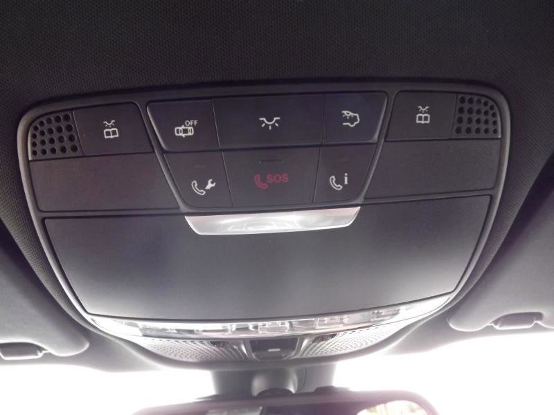 Used 2019 Mercedes-Benz GLC 300 300 4MATIC image 26