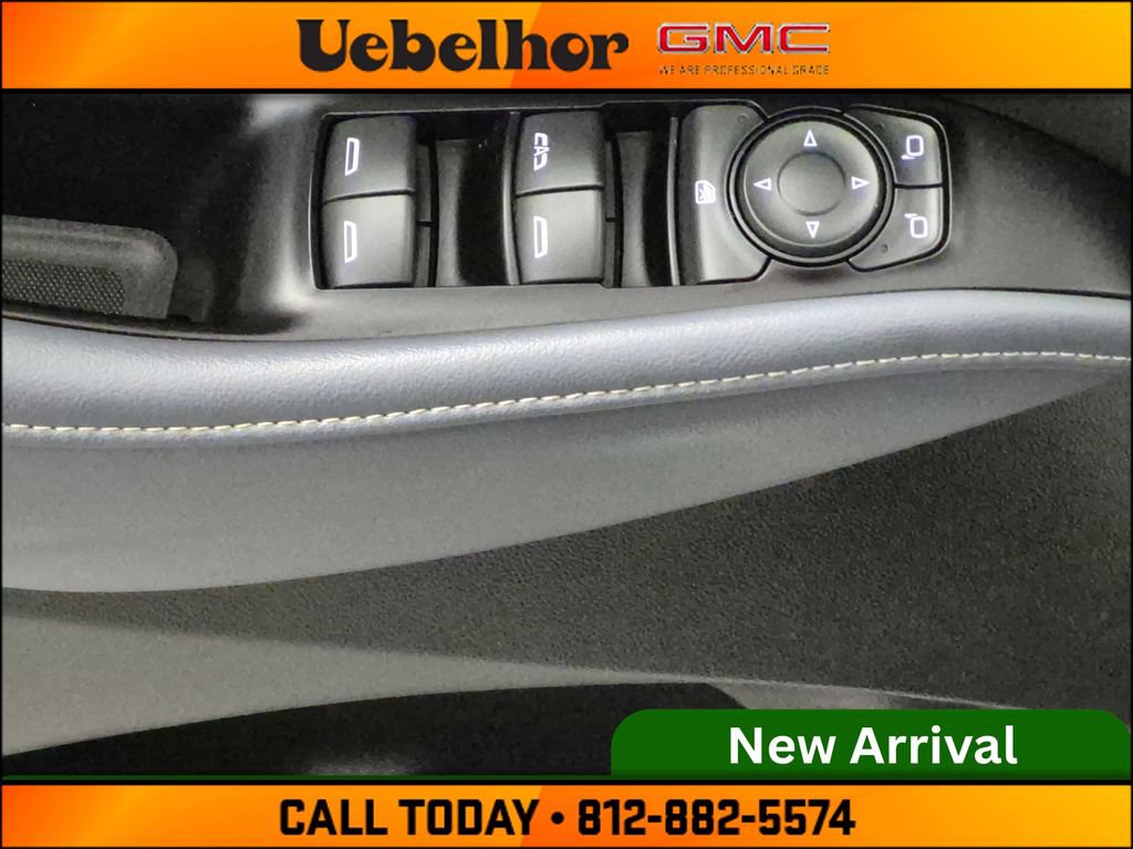 Used 2019 Buick Enclave Essence AWD/4WD image 16