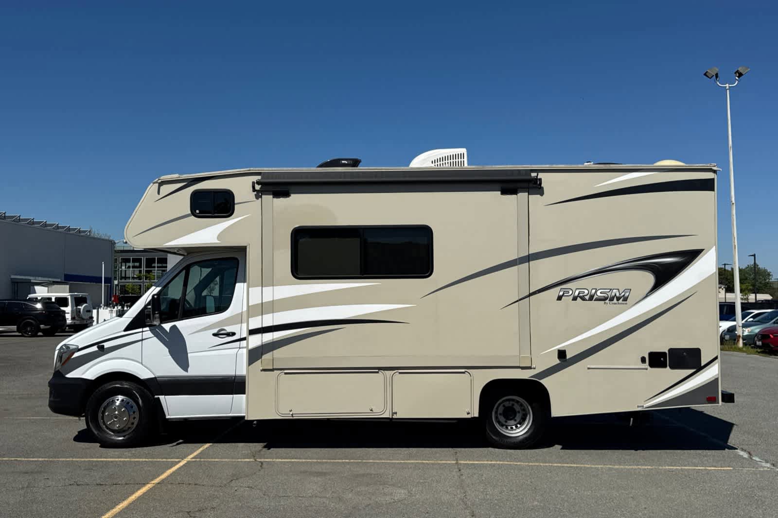 Used 2017 Mercedes-Benz Sprinter 3500 image 6