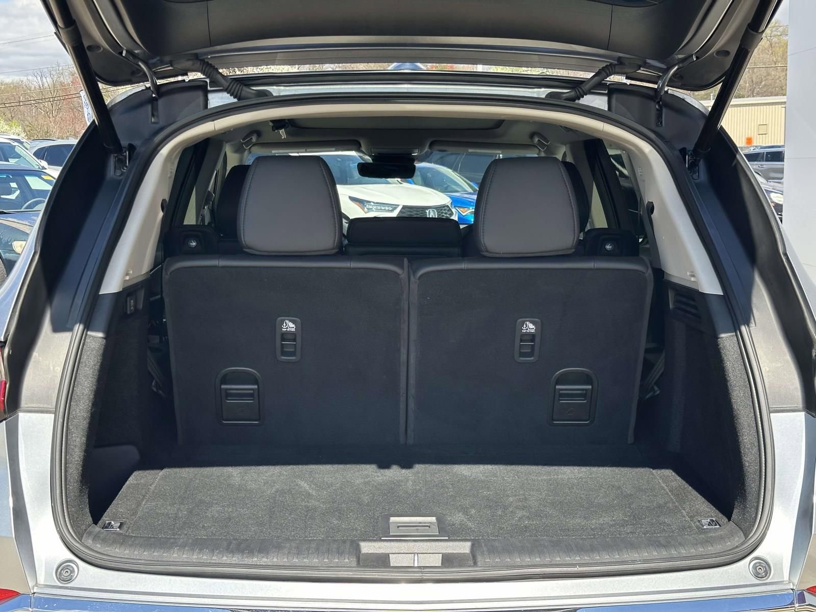 Certified 2025 Acura MDX FWD image 12