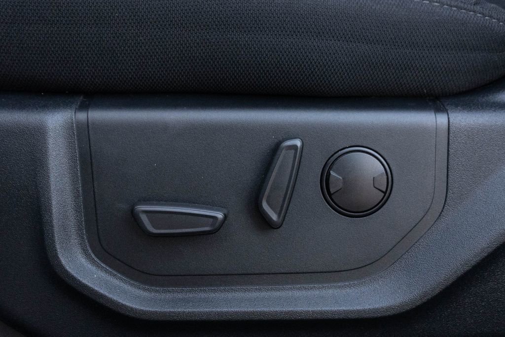 Used 2019 Ford F150 XLT w/ Equipment Group 302A Luxury image 21