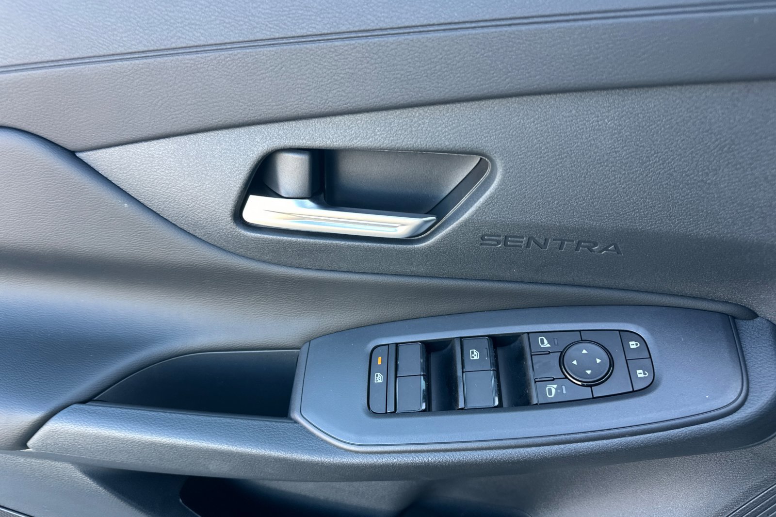 New 2026 Nissan Sentra SV w/ SV Convenience Package FWD image 11