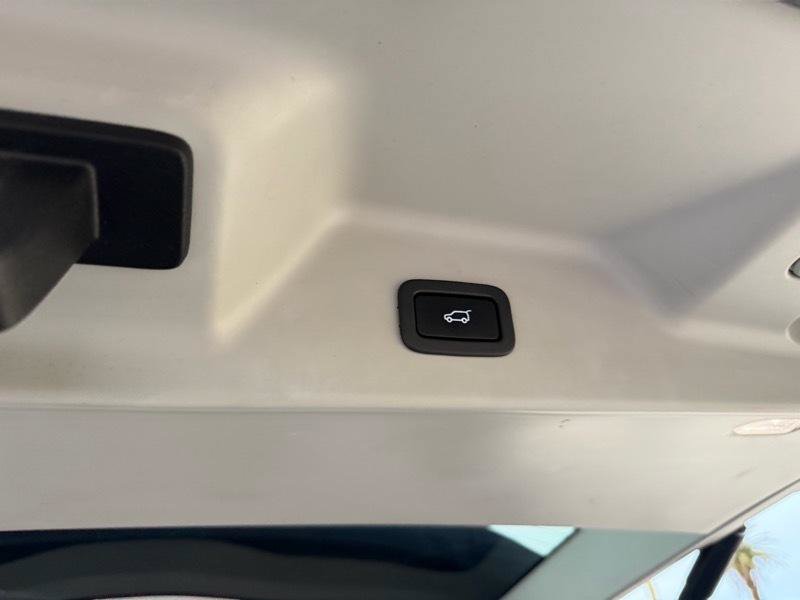 Used 2014 Land Rover Range Rover Supercharged AWD/4WD image 72