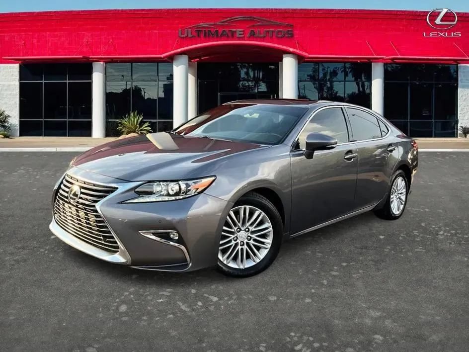 Used 2016 Lexus ES 350 w/ Premium Package w/Wood Trim FWD image 2