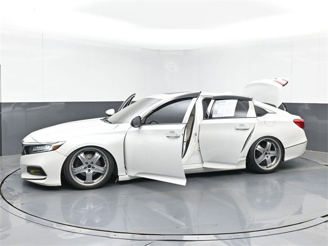 Used 2020 Honda Accord Touring image 52