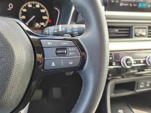 Used 2023 Honda Pilot Touring image 22