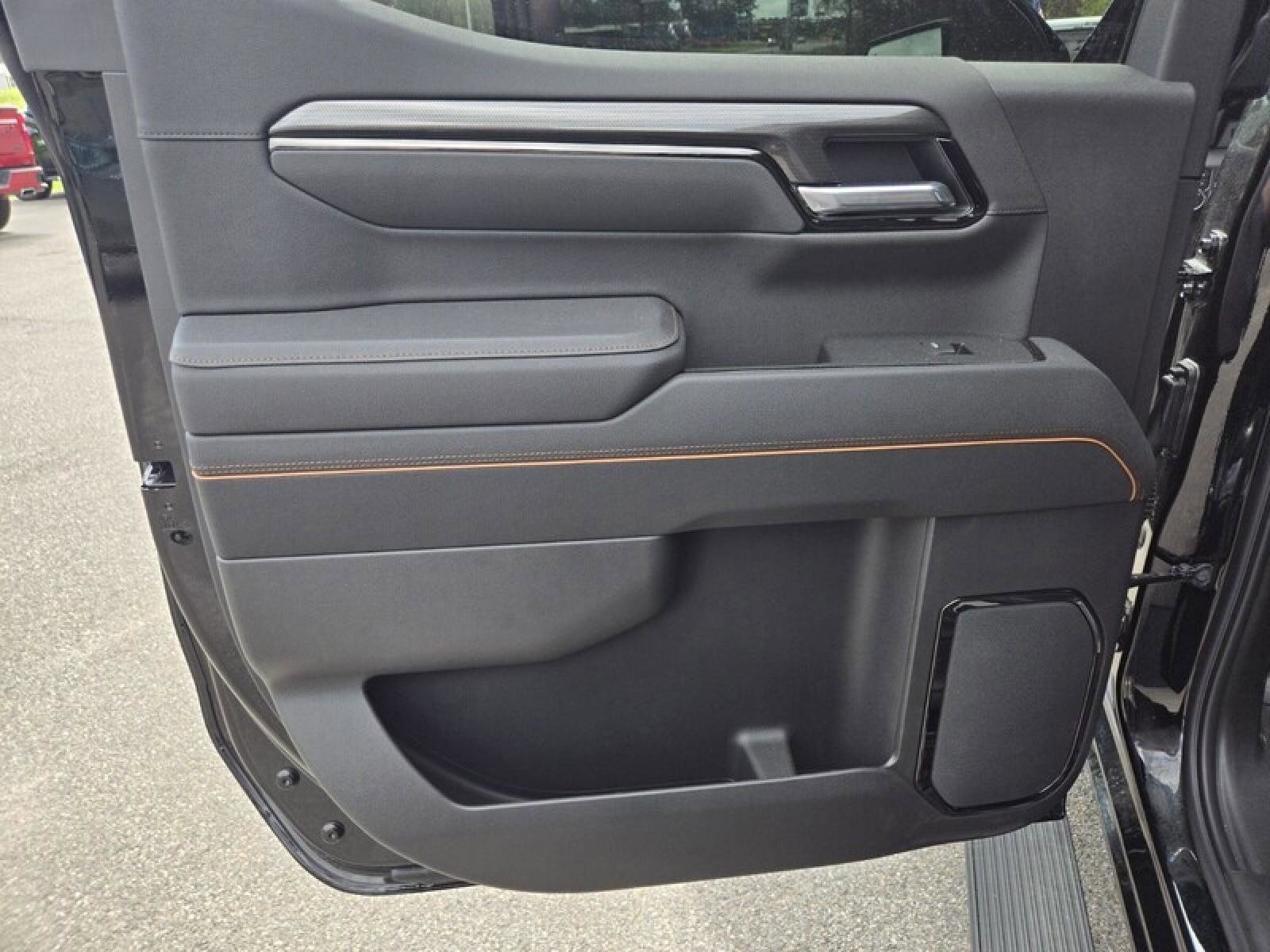 Used 2026 GMC Sierra 1500 AT4 w/ AT4 Premium Package image 28