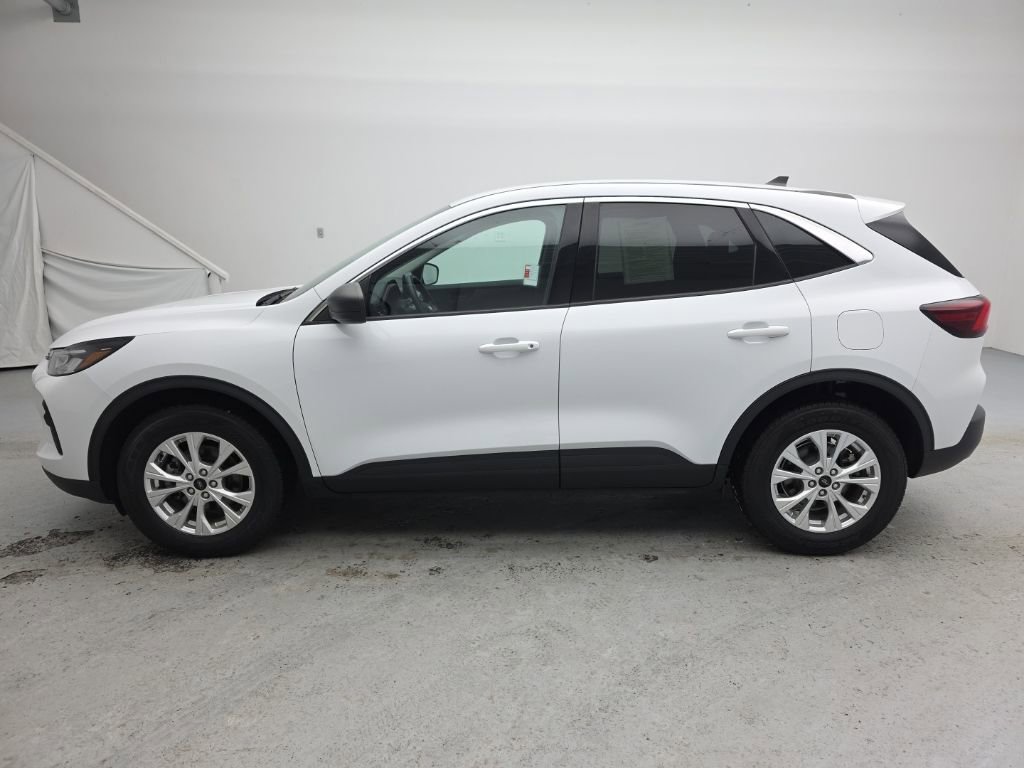 Used 2023 Ford Escape Active image 7