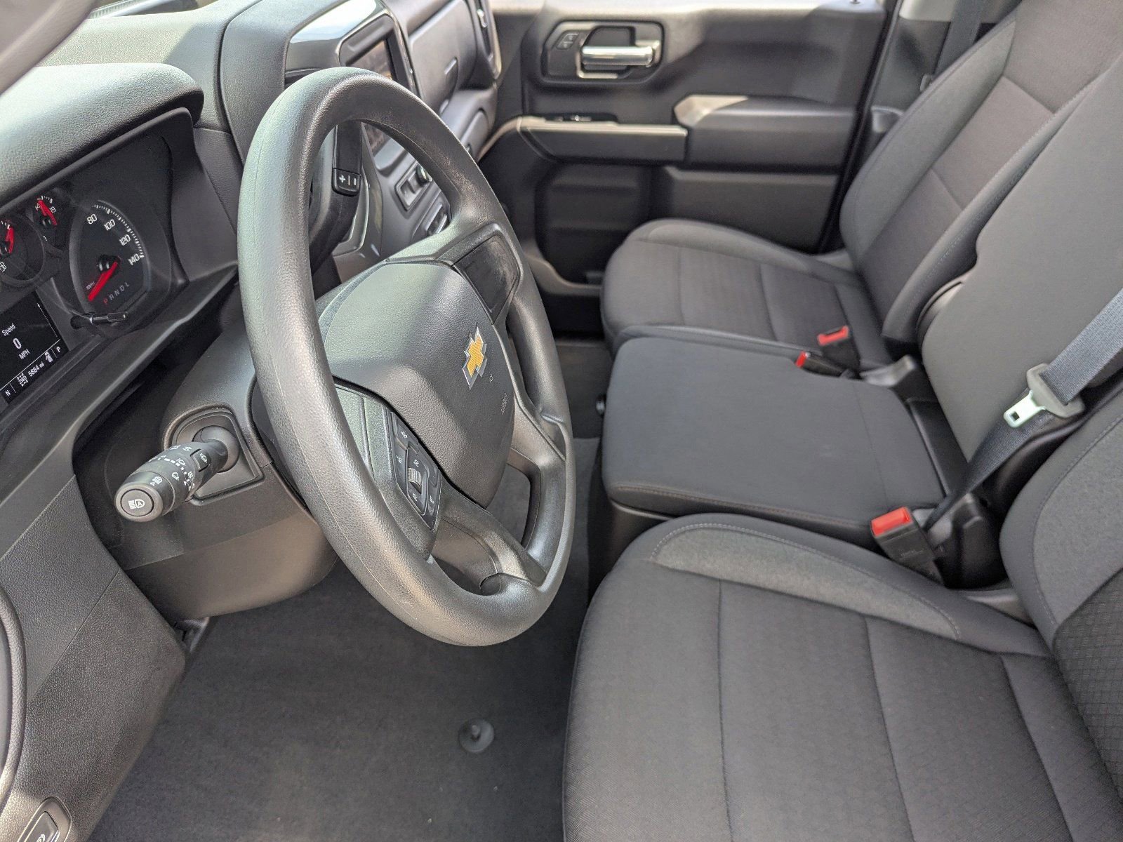 Used 2025 Chevrolet Silverado 2500 Custom w/ Custom Value Package image 23