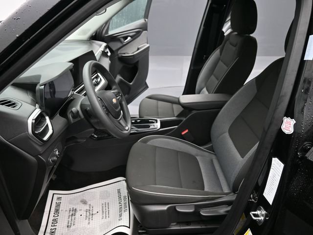 Used 2025 Chevrolet TrailBlazer LT image 12
