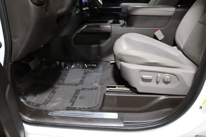 Used 2021 GMC Sierra 1500 SLT image 16