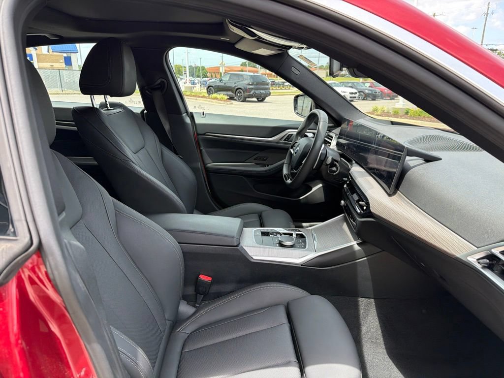 Used 2025 BMW 430i w/ Premium Package RWD image 26