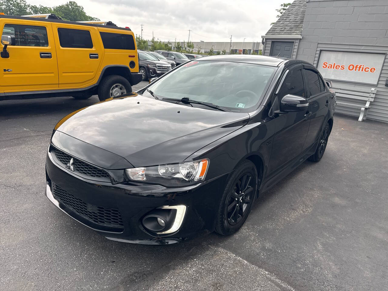 Used 2017 Mitsubishi Lancer LE FWD image 3