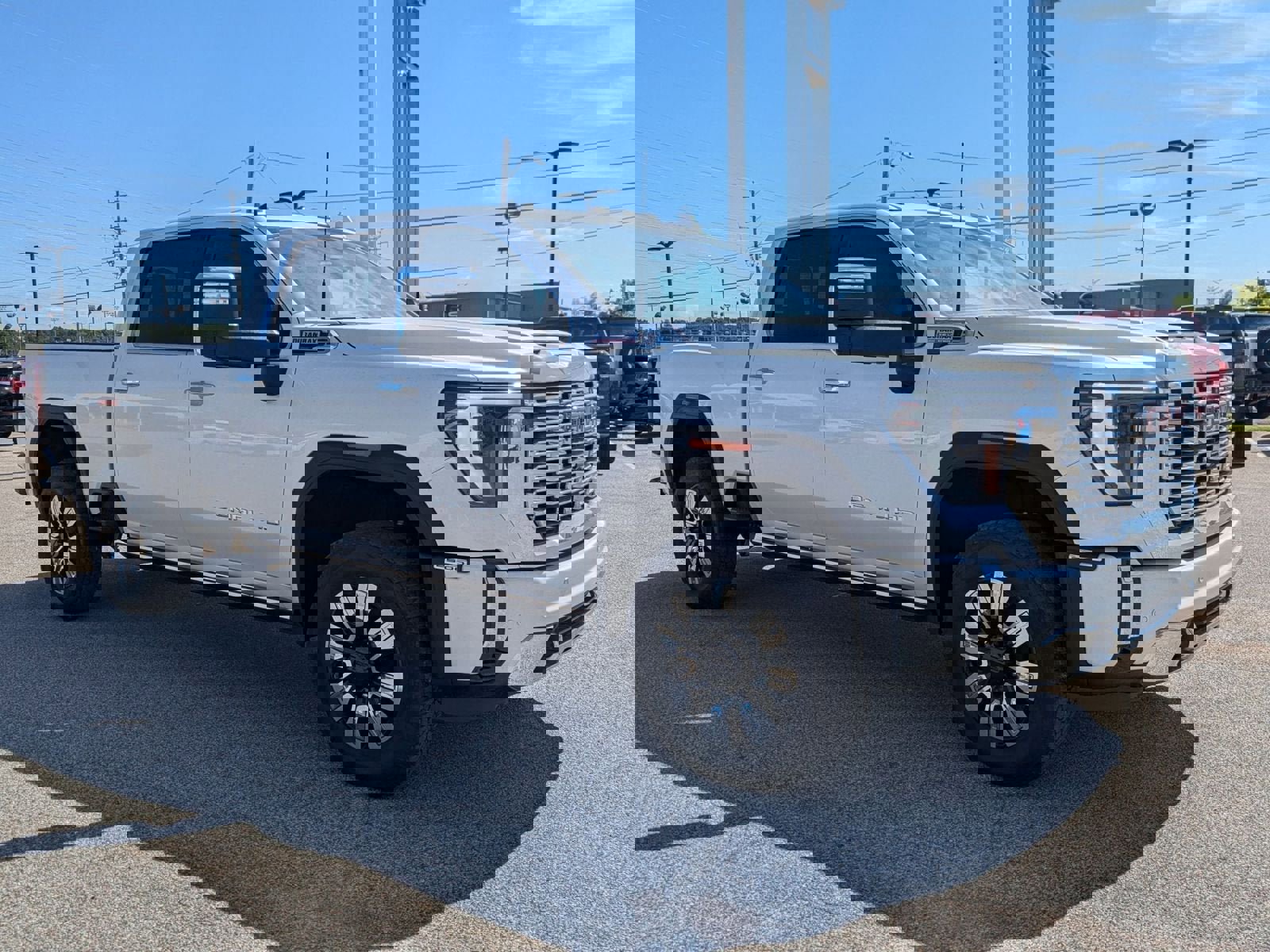 New 2025 GMC Sierra 2500 Denali w/ Denali Reserve Package image 8