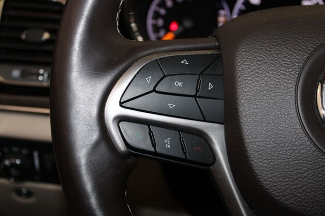 Used 2021 Jeep Grand Cherokee Overland AWD/4WD image 29