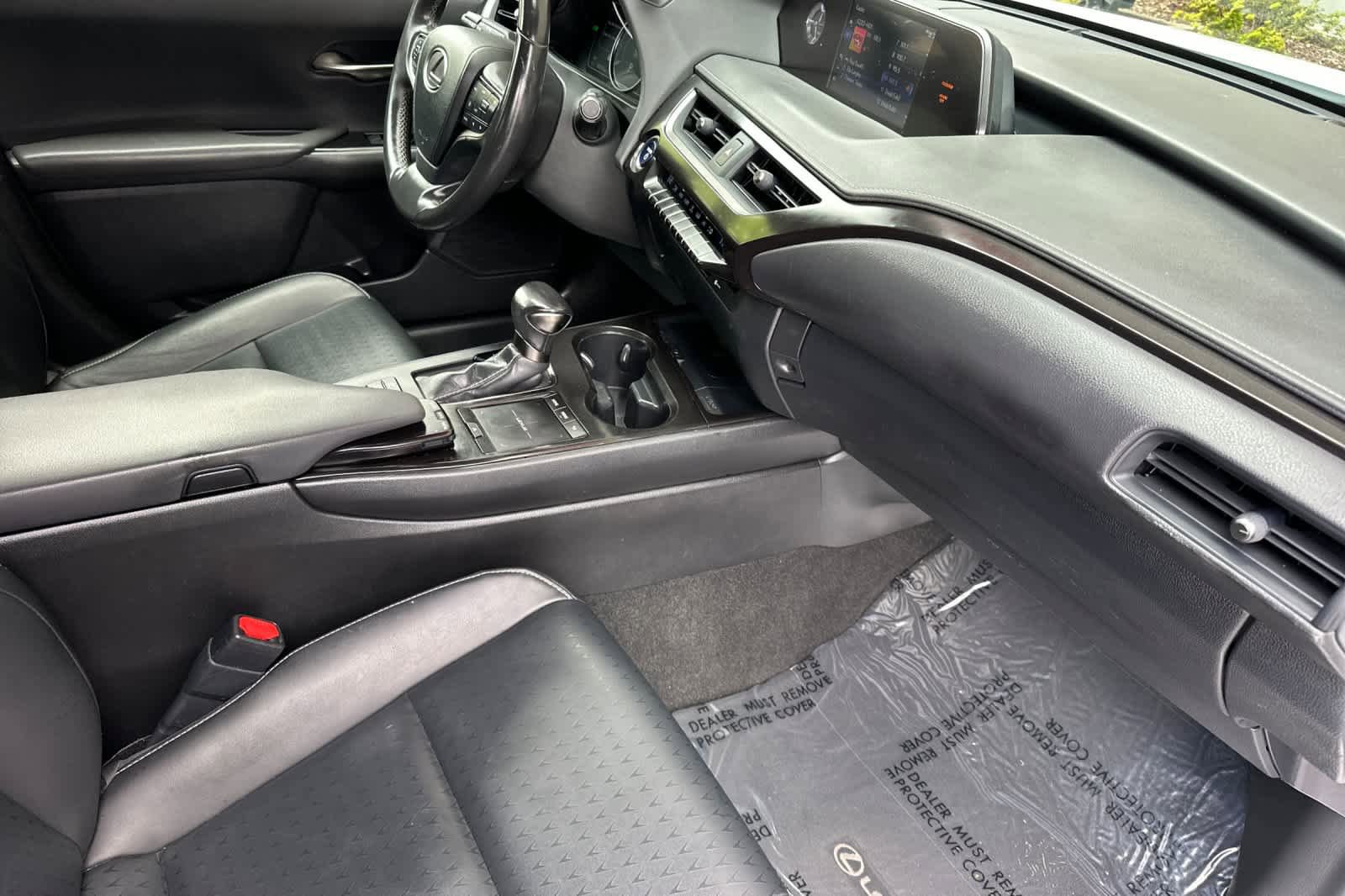 Used 2021 Lexus UX 250h AWD/4WD image 17