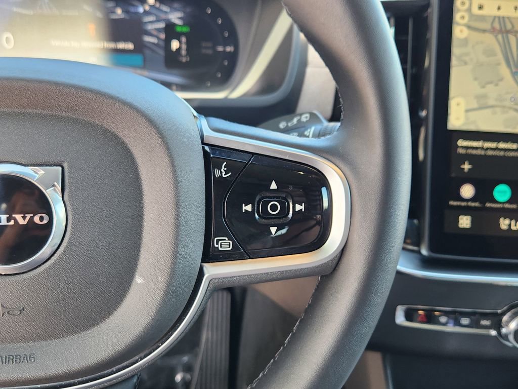 New 2026 Volvo XC90 T8 Plus w/ Protection Package Premier AWD/4WD image 18