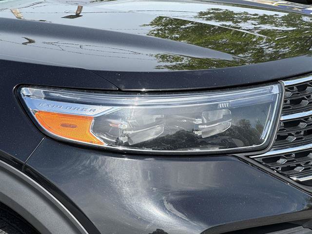 Used 2023 Ford Explorer XLT AWD/4WD image 28