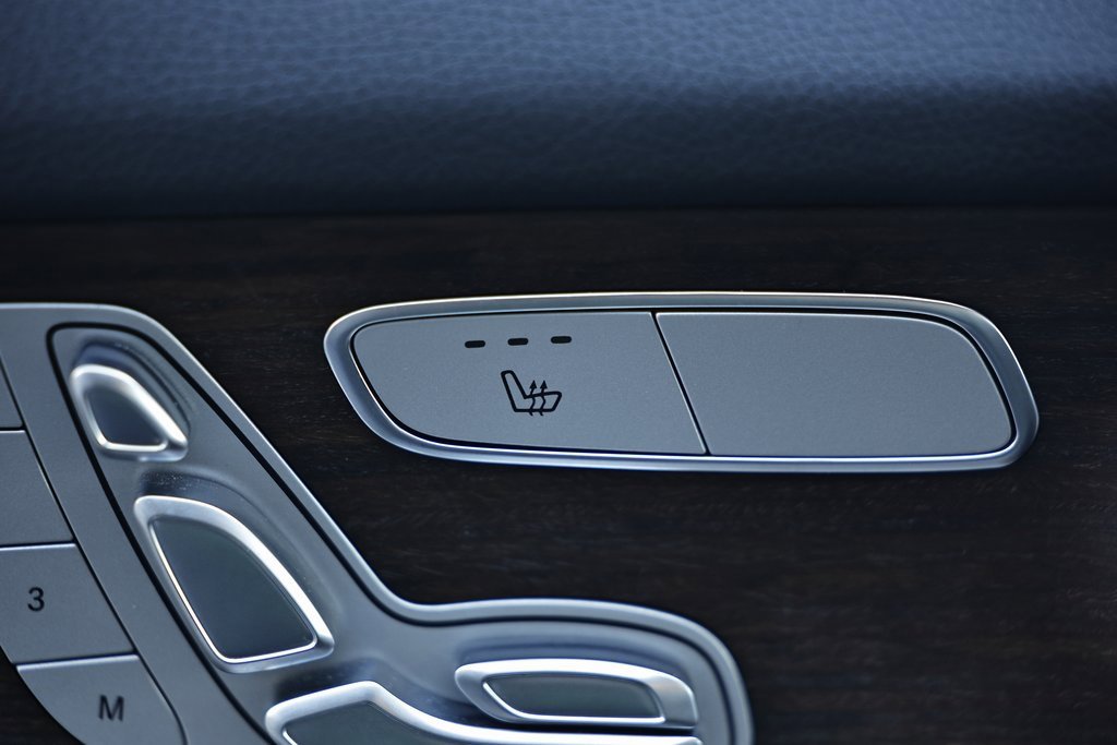 Used 2022 Mercedes-Benz GLC 300 4MATIC image 16