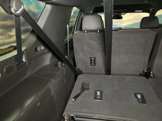 Used 2024 Chevrolet Suburban LT AWD/4WD image 61