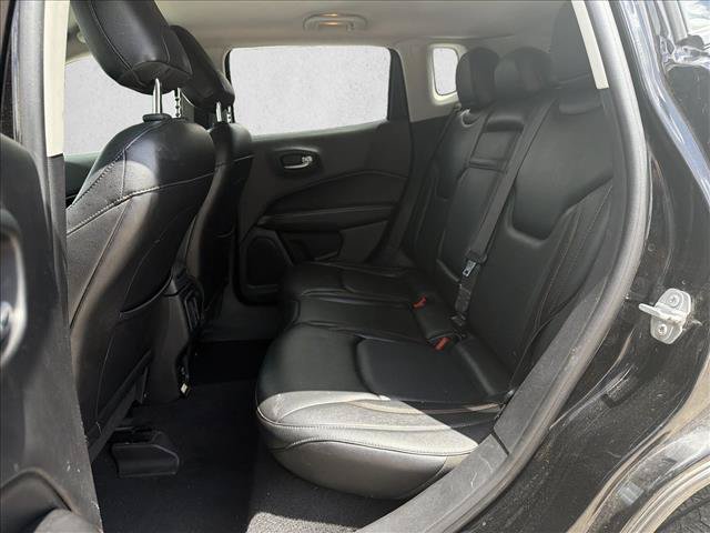 Used 2018 Jeep Compass Limited AWD/4WD image 17