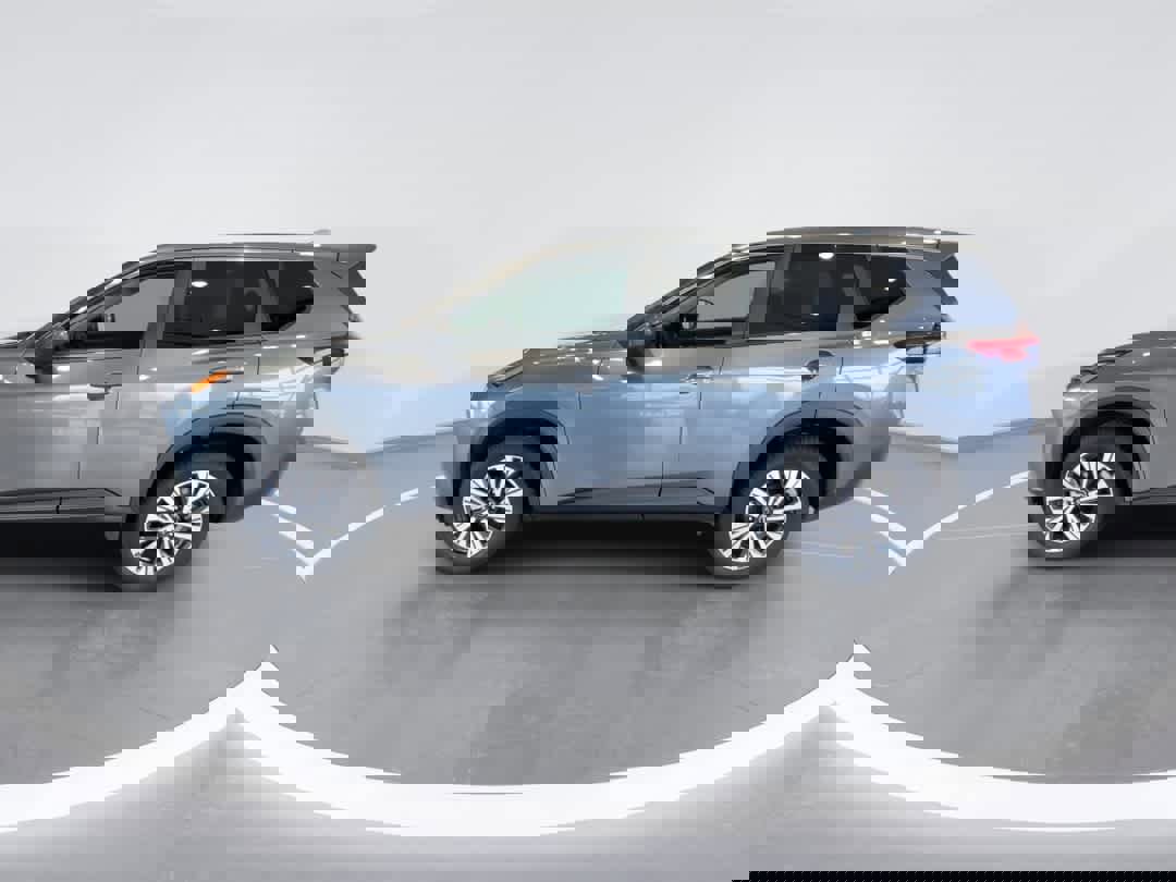 Used 2022 Nissan Rogue SV image 5