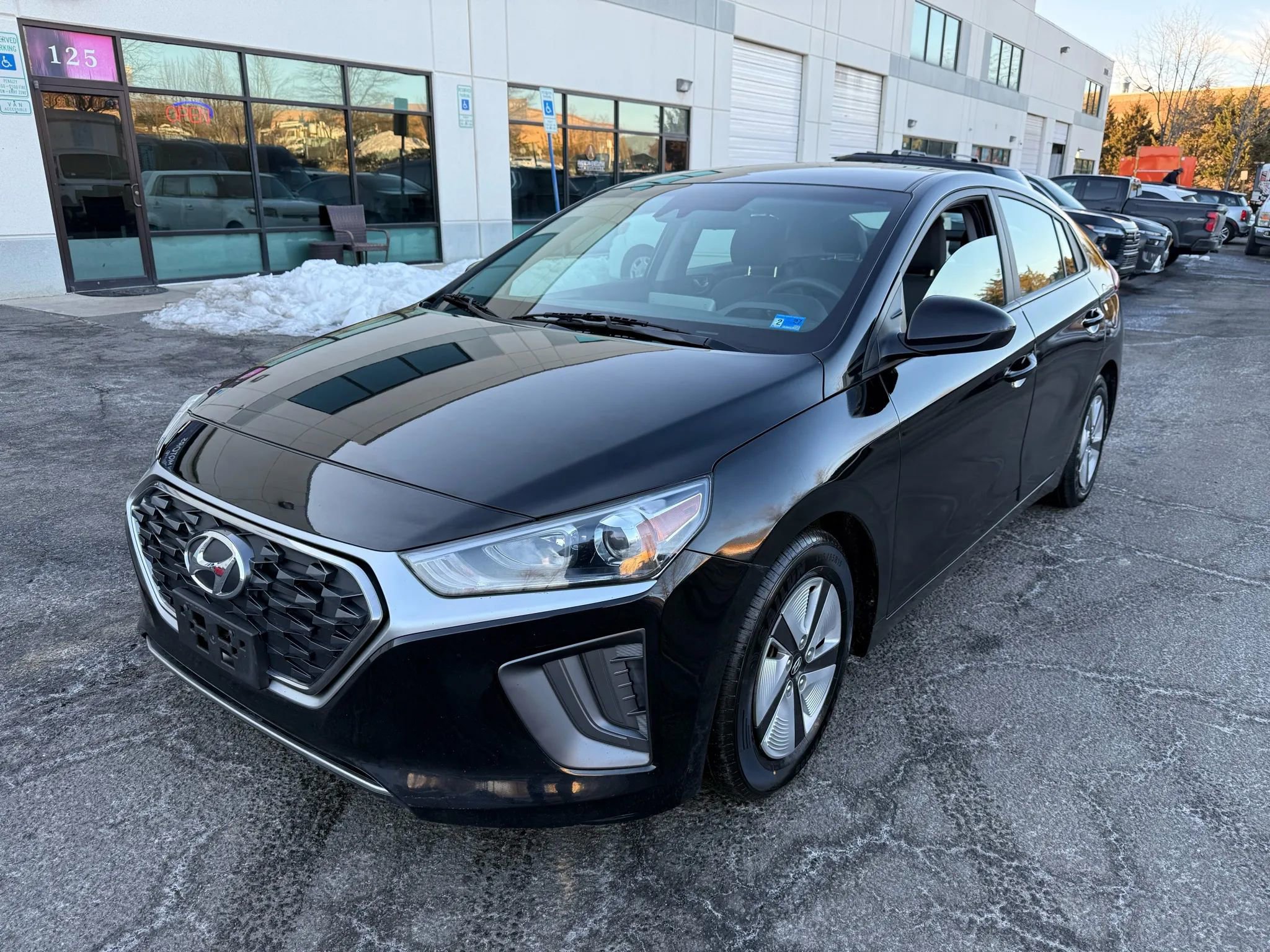 Used 2022 Hyundai Ioniq Blue image 10