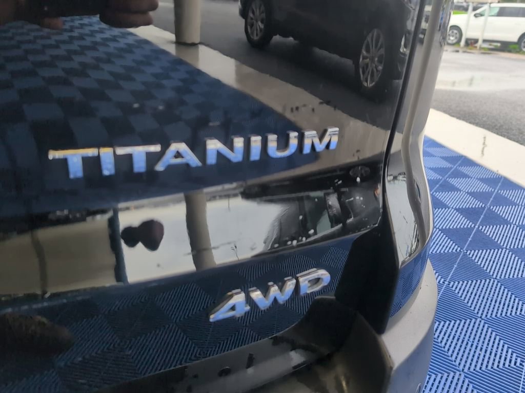 Used 2022 Ford EcoSport Titanium AWD/4WD image 8