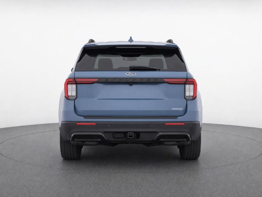 New 2026 Ford Explorer ST-Line w/ ST-Line Street Pack AWD/4WD image 6