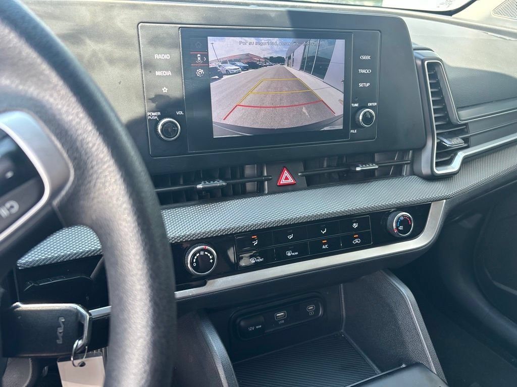 Certified 2023 Kia Sportage LX AWD/4WD image 9