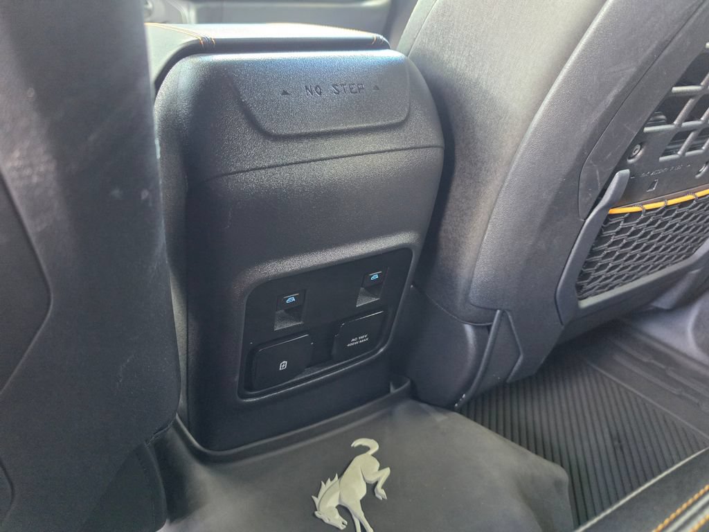 Used 2024 Ford Bronco Badlands AWD/4WD image 37