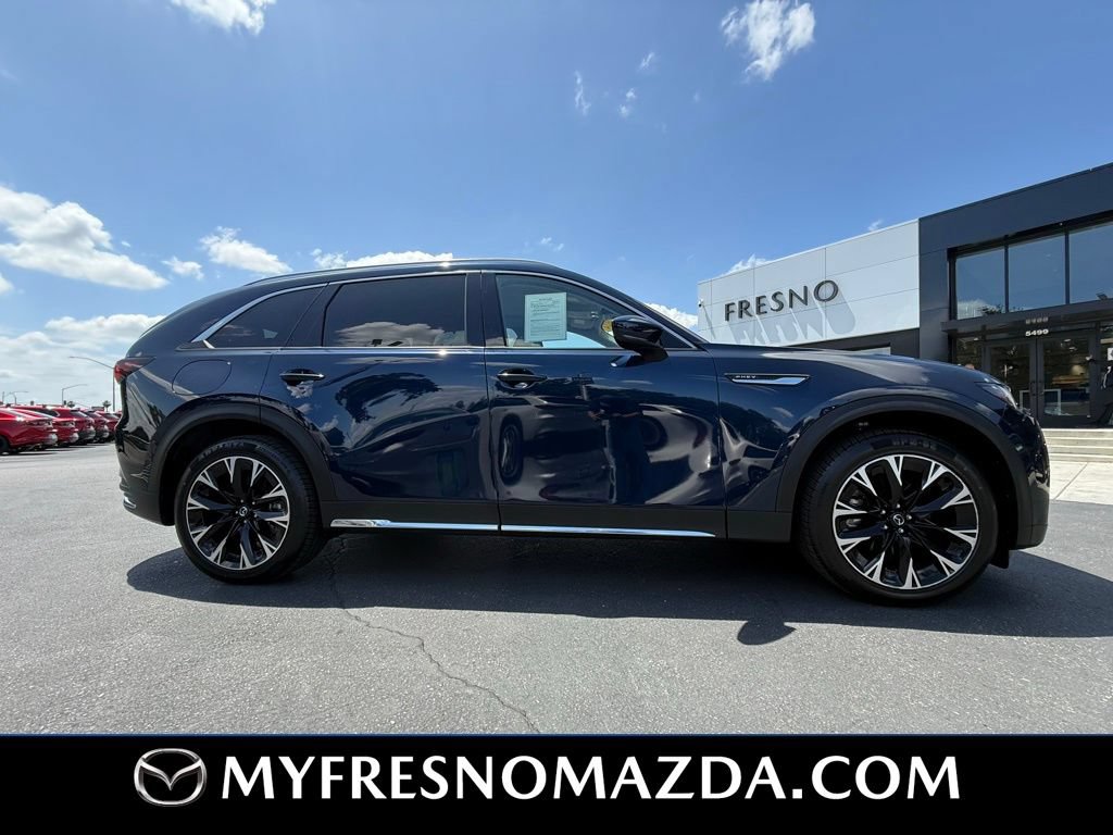 Certified 2024 MAZDA CX-90 Plug-In Hybrid w/ Premium Pkg AWD/4WD image 13