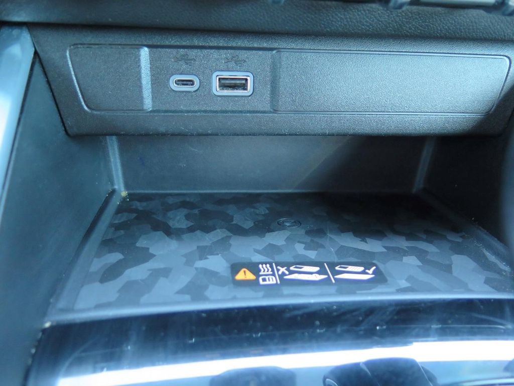 Used 2023 Chevrolet Colorado LT w/ LT Convenience Package II RWD image 14