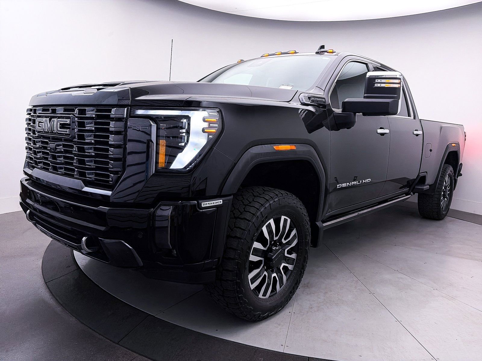 Used 2024 GMC Sierra 2500 Denali Ultimate image 15